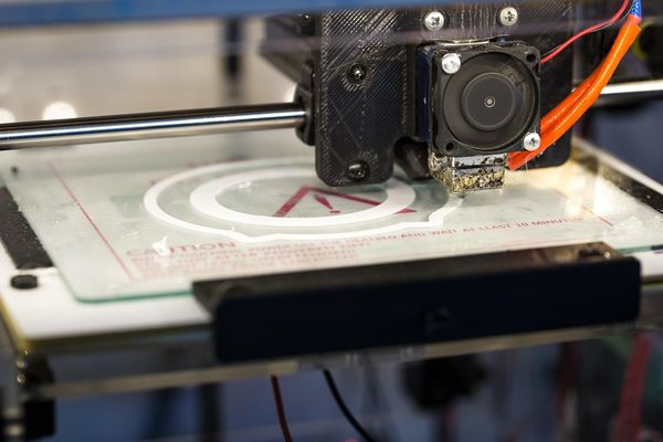 Wprowadzenie do drukowania 3D: Przewodnik dla początkujących